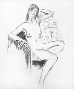 Nurita-assise-face-3